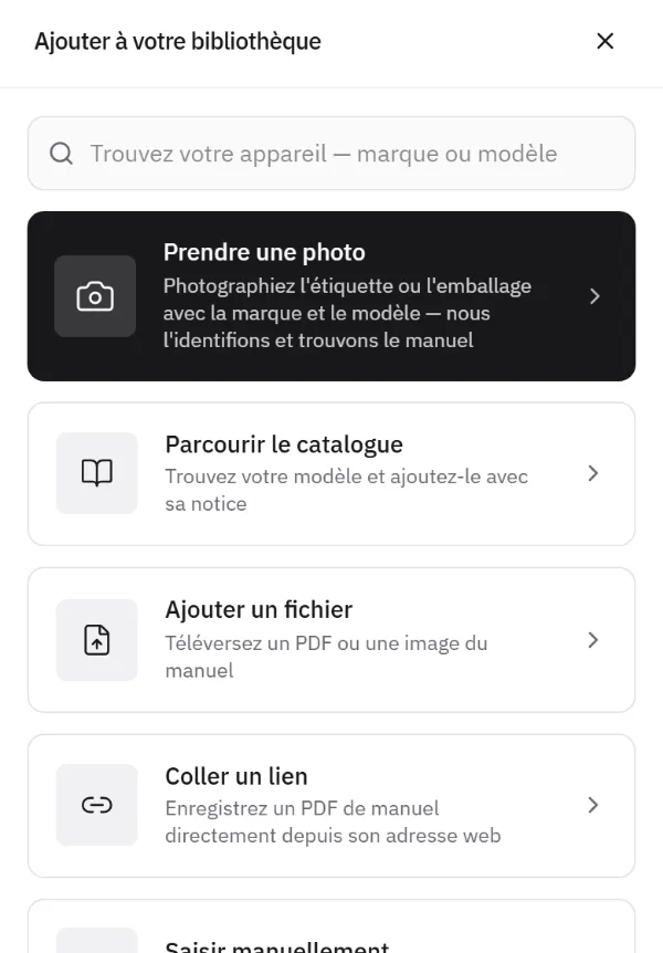 Écran de Manualify : la fenêtre Ajouter avec un champ de recherche et les boutons photo, catalogue, fichier, lien et saisie à la main.
